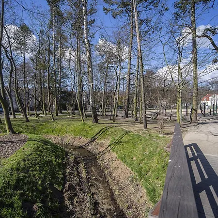 Secret Garden 150 M From The By Renters Sopot