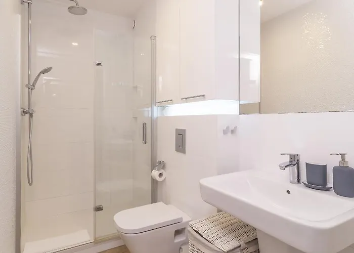 Secret Garden 150 M From The By Renters Sopot